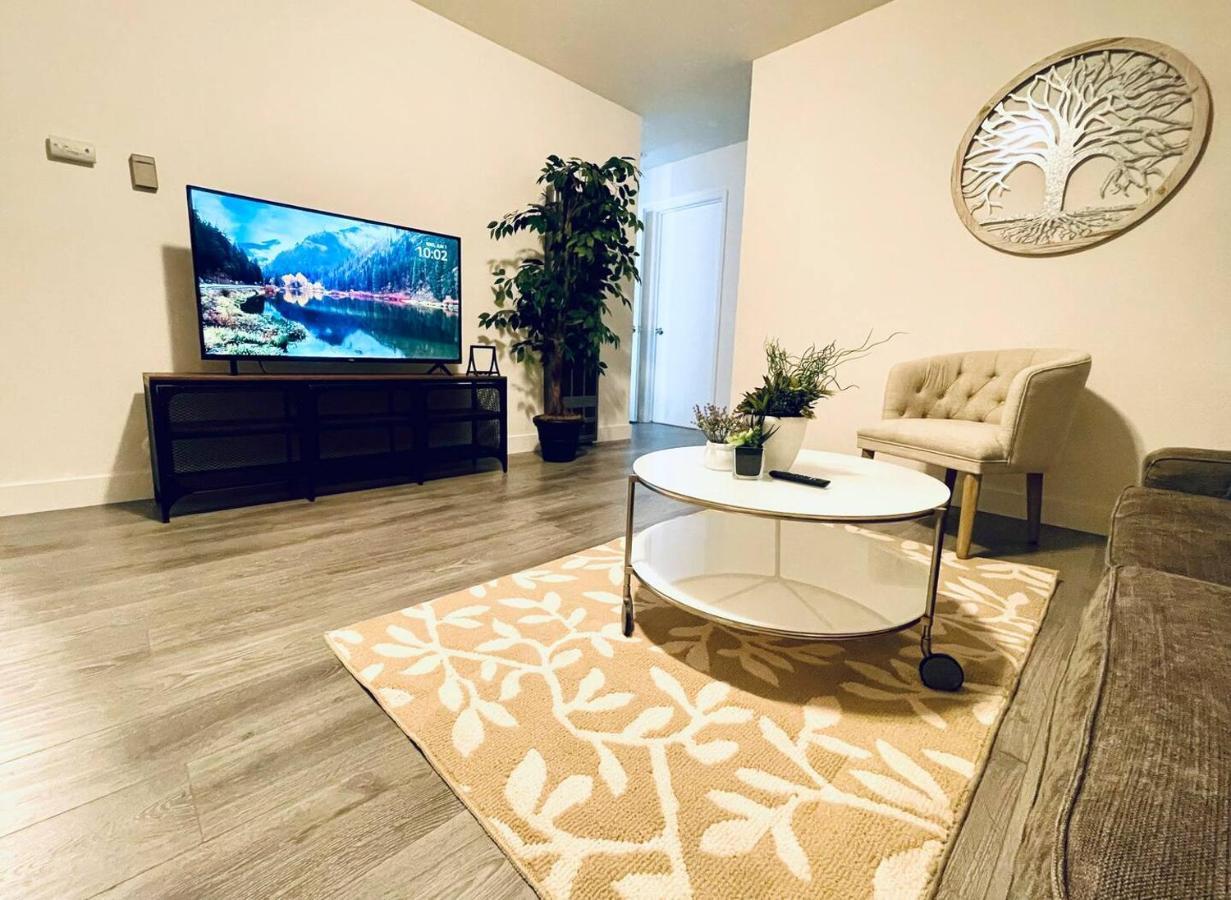 2Br Apt With Brand New Super Quite Ac, Washer, Dryer, Free Ev Station, Free Parking In Cupertino سانيفال، كاليفورنيا المظهر الخارجي الصورة