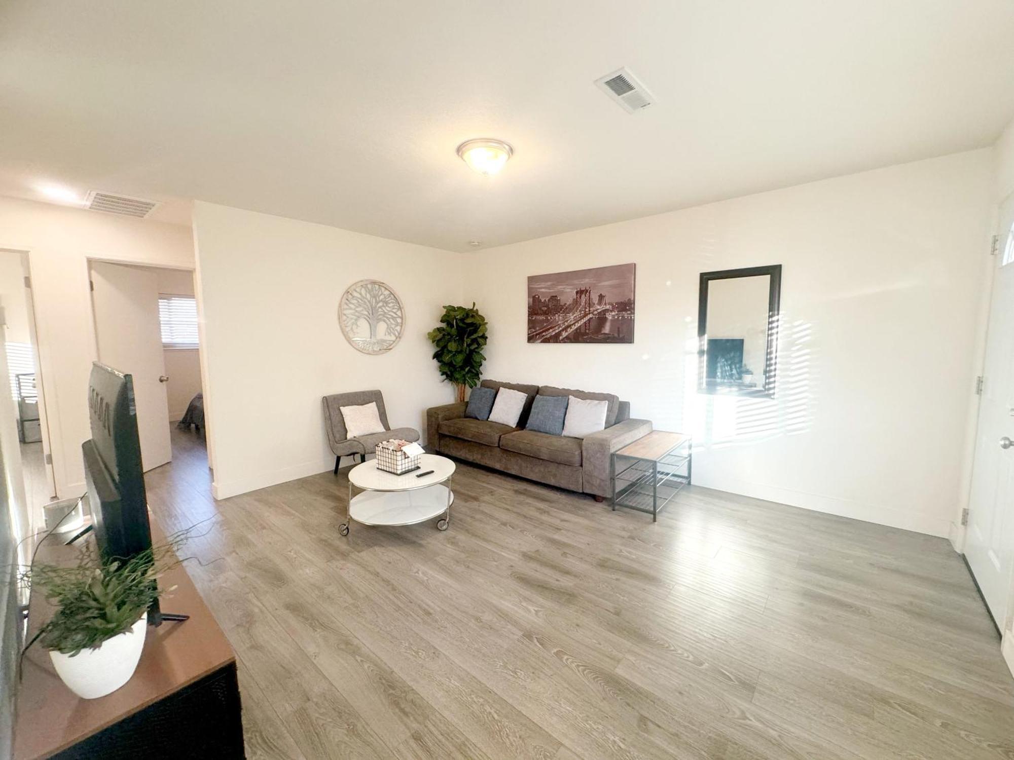 2Br Apt With Brand New Super Quite Ac, Washer, Dryer, Free Ev Station, Free Parking In Cupertino سانيفال، كاليفورنيا المظهر الخارجي الصورة