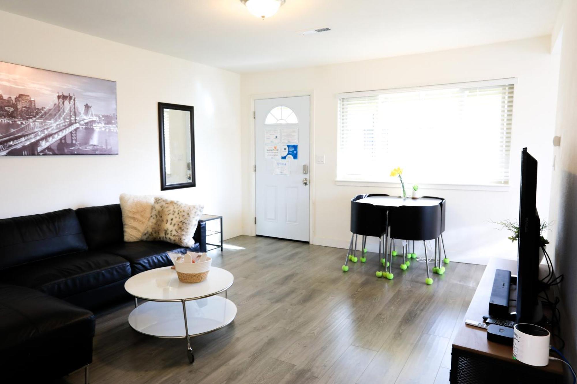 2Br Apt With Brand New Super Quite Ac, Washer, Dryer, Free Ev Station, Free Parking In Cupertino سانيفال، كاليفورنيا المظهر الخارجي الصورة