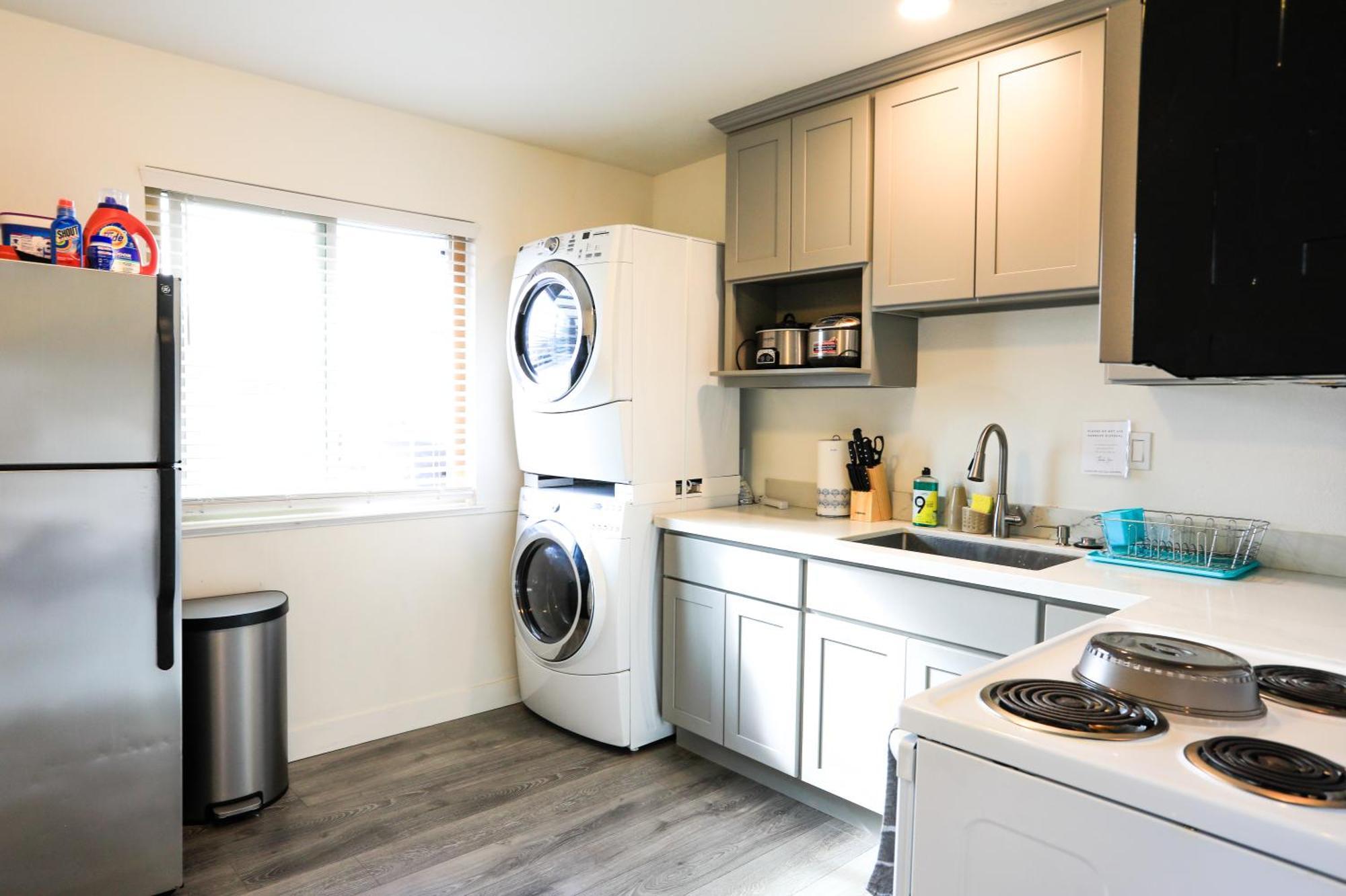 2Br Apt With Brand New Super Quite Ac, Washer, Dryer, Free Ev Station, Free Parking In Cupertino سانيفال، كاليفورنيا المظهر الخارجي الصورة